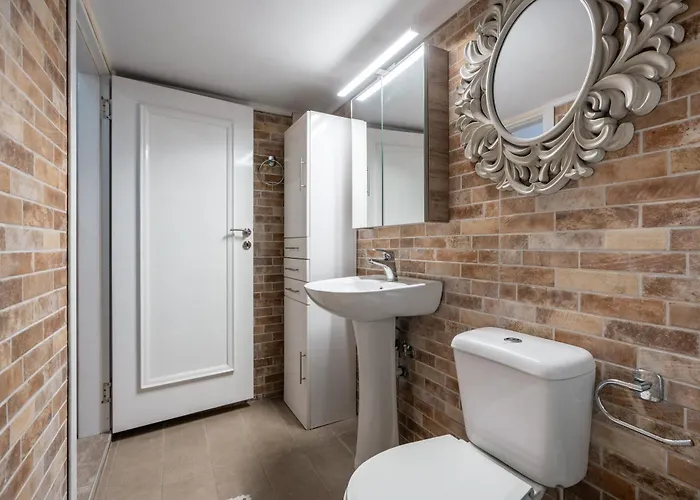 Amalia's Traditional In Paradisi Paradeísion