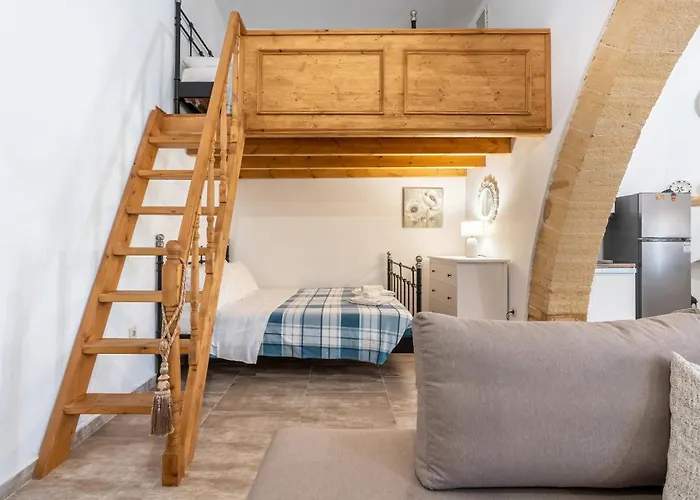 Amalia's Traditional In Paradisi Paradeísion