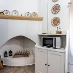 Amalia's Traditional In Paradisi Prázdninový dům