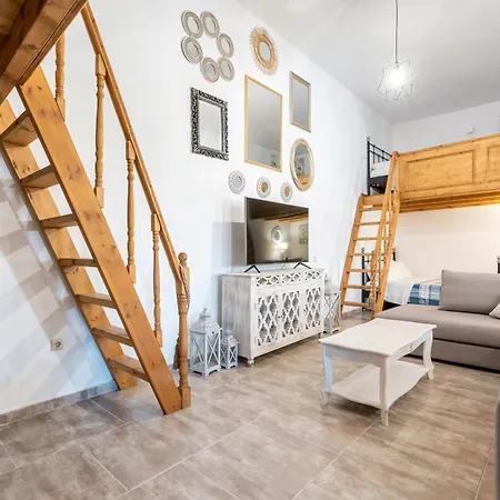 Amalia's Traditional In Paradisi * Παραδείσι