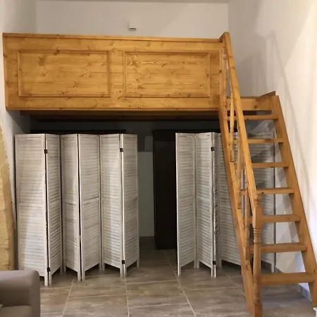 Amalia's Traditional In Paradisi *